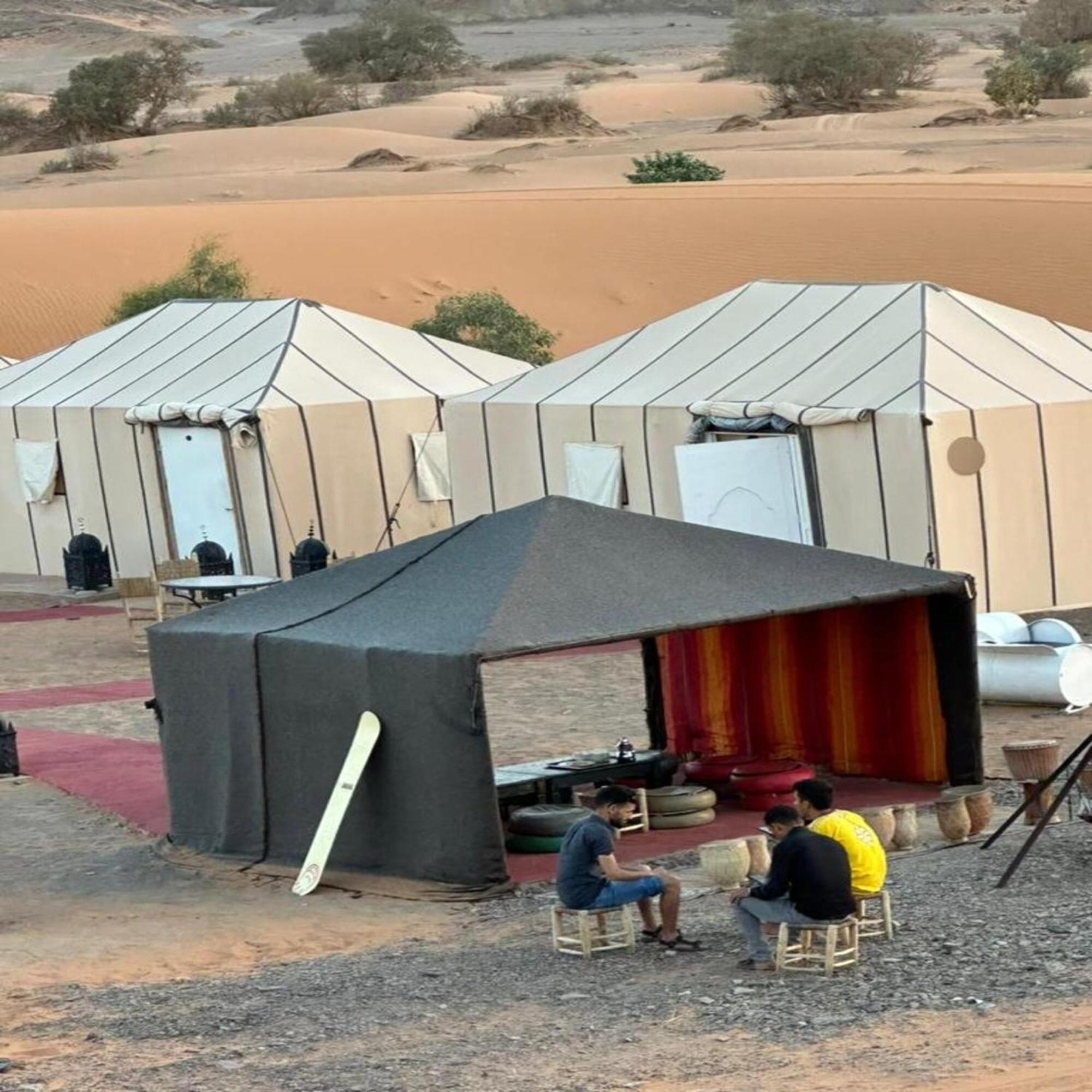 Erg Chebbi Romantic Desert Camp Merzouga Zewnętrze zdjęcie